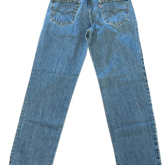 Levi’s 550 Jeans in a size 34 x 34 (Measure 33 x 33) - Picture 1 of 6